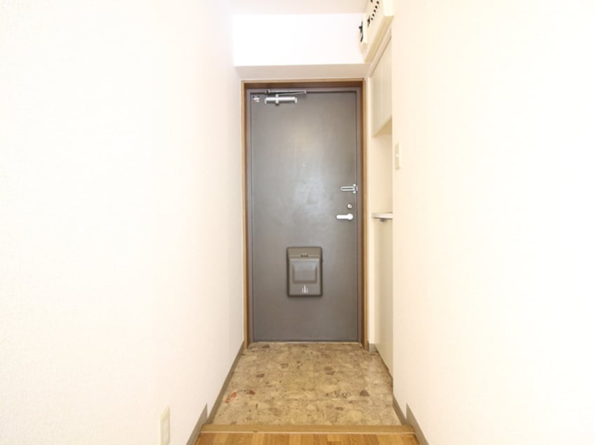 玄関 コンフォ－ル川和