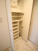 靴箱 レジディア市ヶ谷Ⅱ