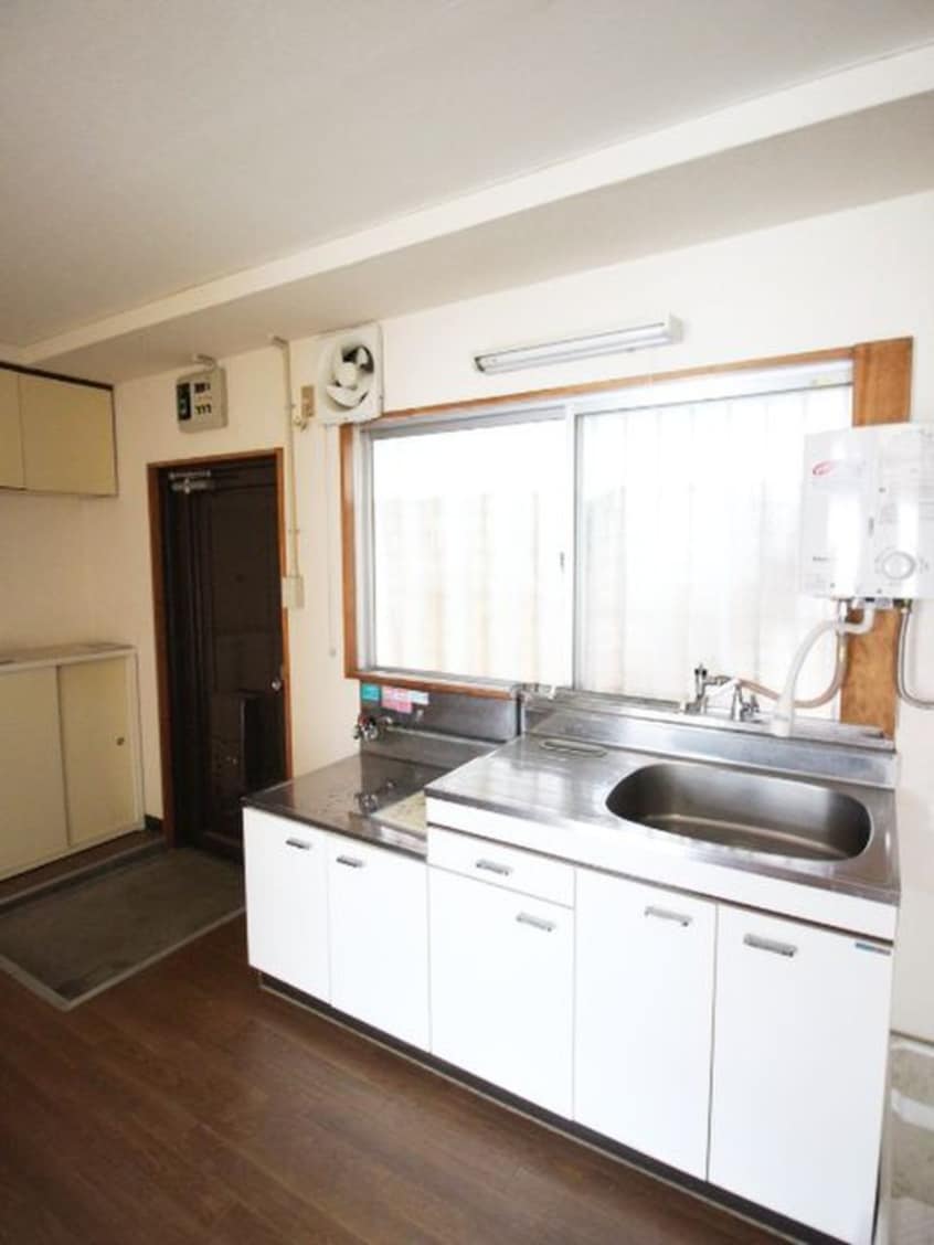 キッチン ファミーユ落合