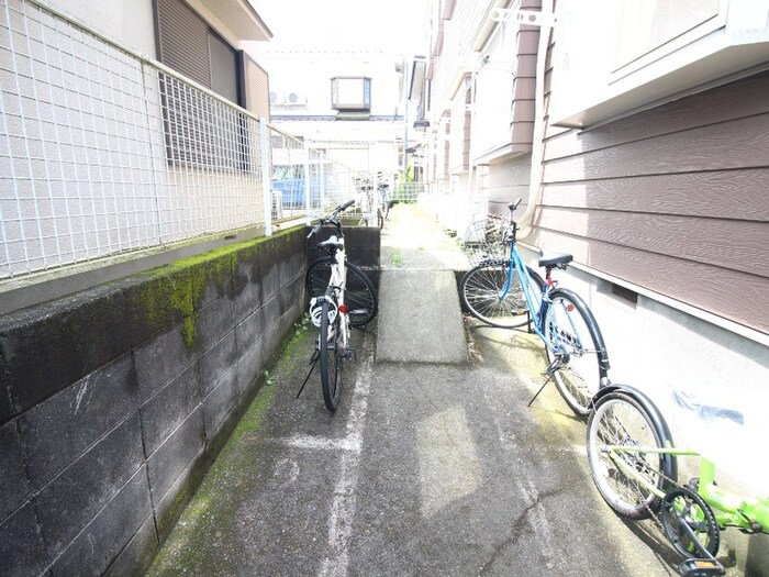 駐輪場 フローレオ相原