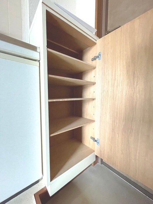 靴箱 第１０オカダビル