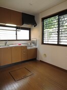 キッチン ドエルカルミアＢ