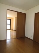 居室 ドエルカルミアＢ