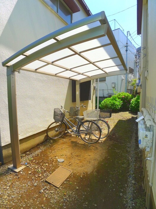 駐輪場 コーポエム