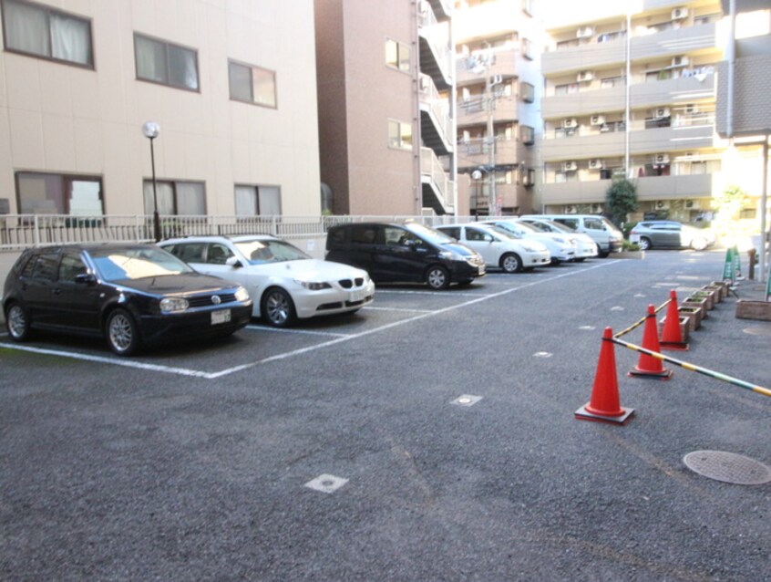 駐車場 ﾍﾟﾙｼｪ-ﾙ西葛西