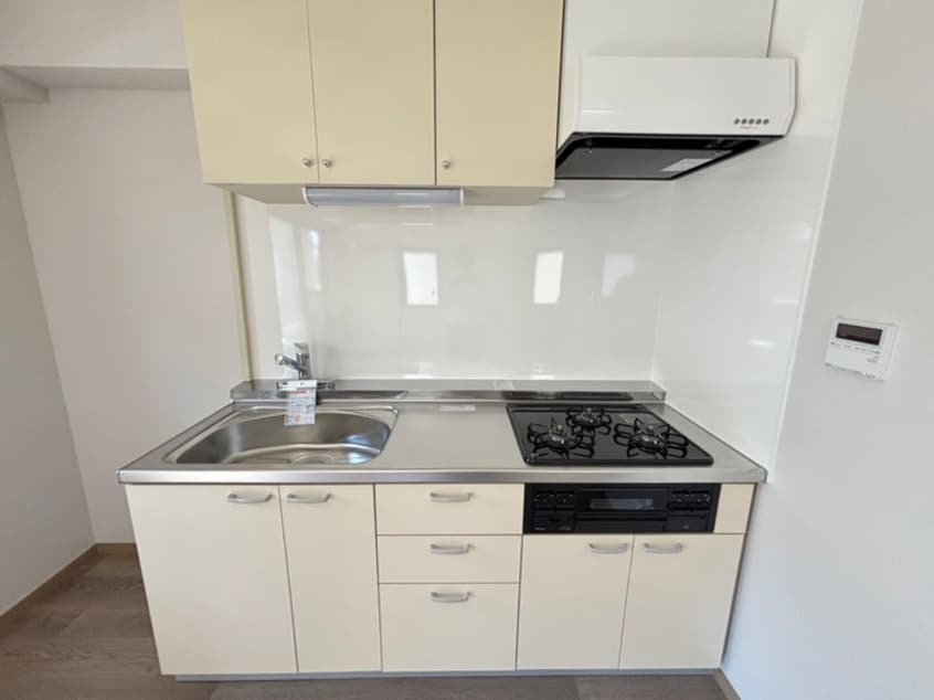 キッチン フォレストコ－トヤマグチ