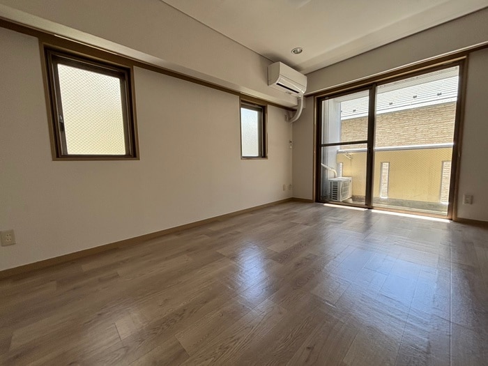 居室 フォレストコ－トヤマグチ