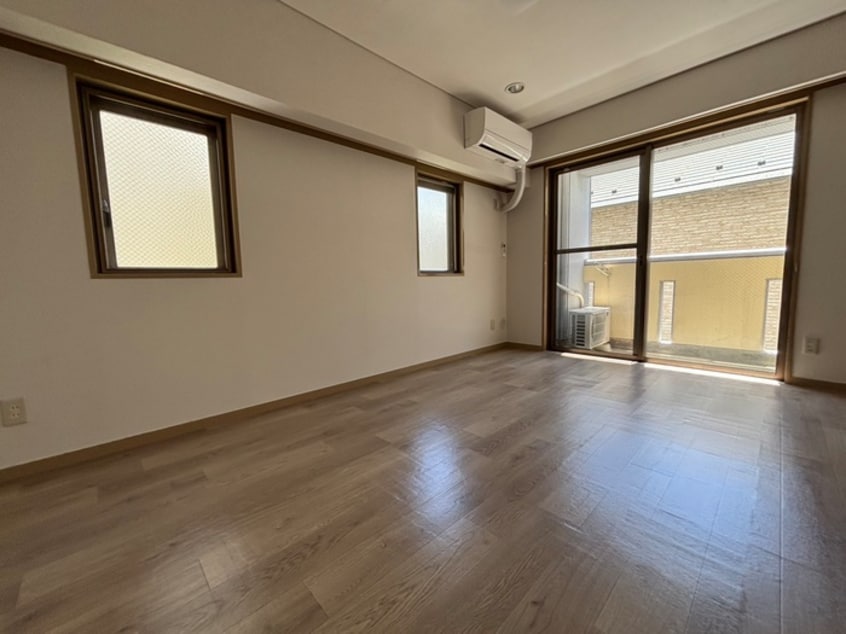 居室 フォレストコ－トヤマグチ