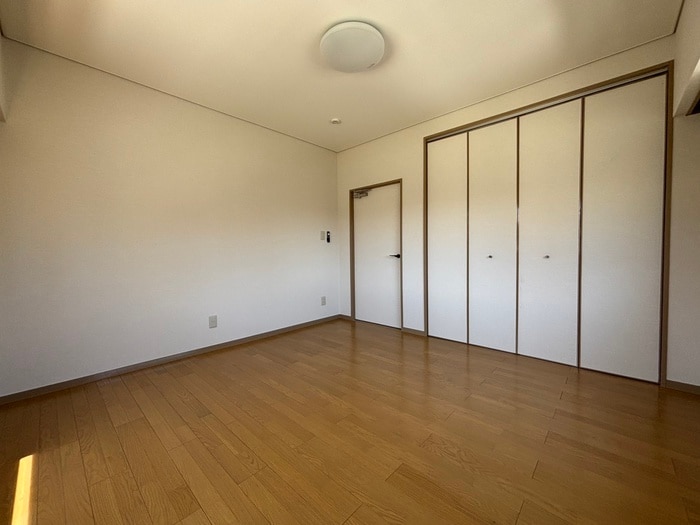 居室 フォレストコ－トヤマグチ