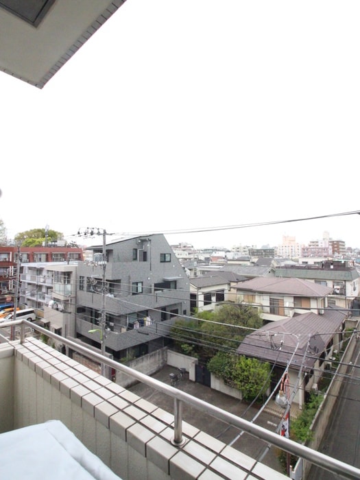 室内からの展望 アリュ－ル自由が丘