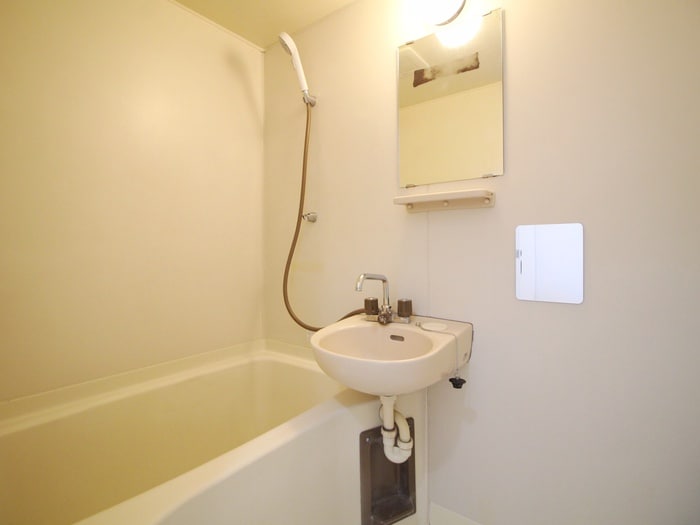 バス／シャワールーム等 コ－ポ林