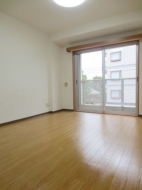 居室 ミ・アネーロ