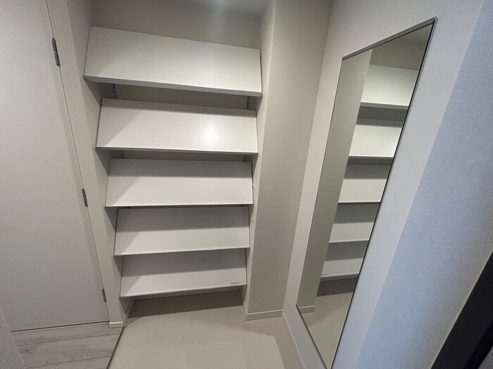 玄関 ﾌﾟﾗｳﾄﾞﾌﾗｯﾄ日本橋馬喰町