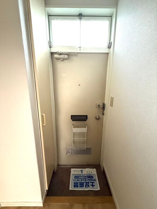 玄関 メゾン・スズキ