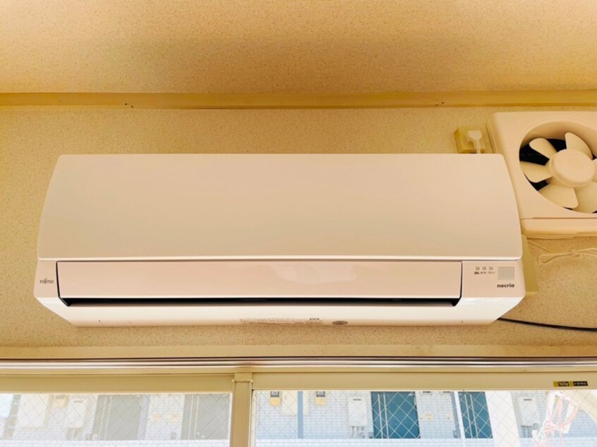 内観写真 コ－トビレジ