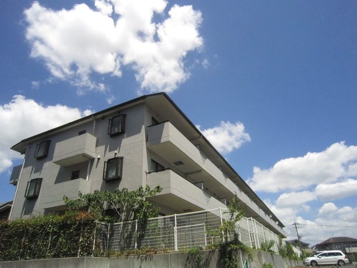 エントランス部分 ベルコリンもえぎ野