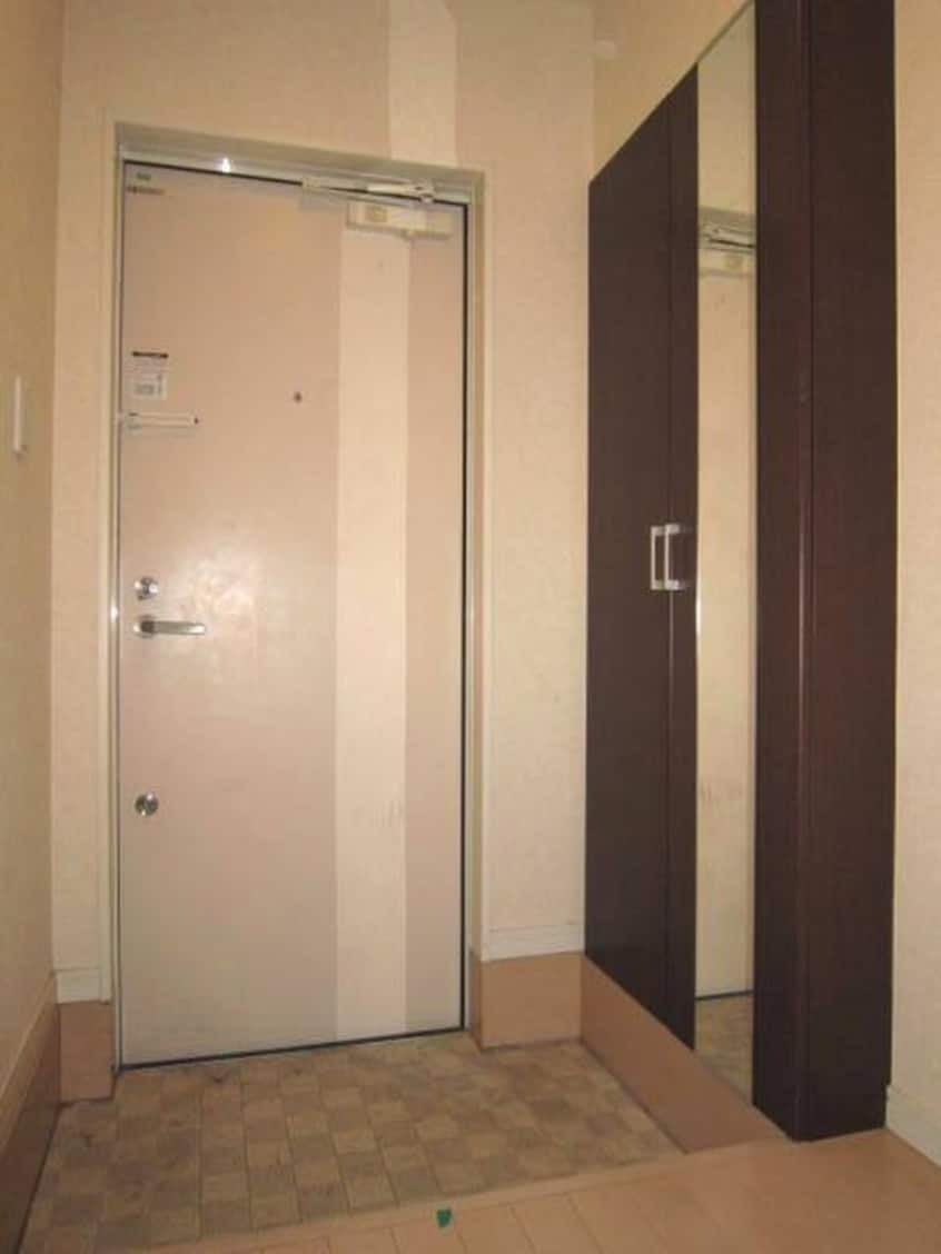 玄関 ロイヤルパ－ク