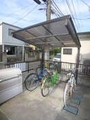 駐輪場 ルア・エステレラ