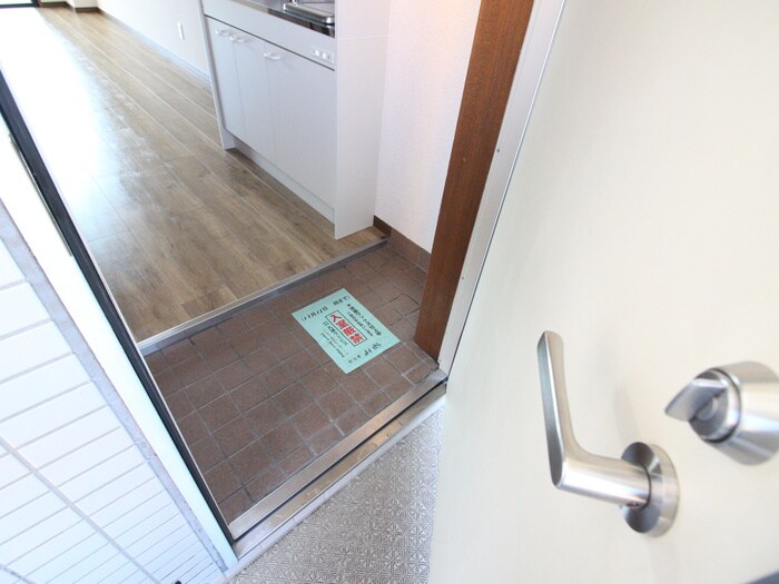 玄関 ハイツ草苑