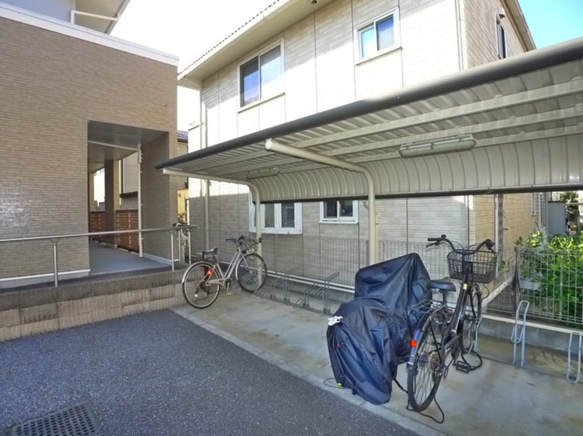 駐輪場 オリエンス