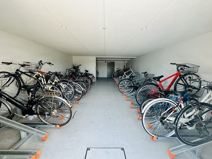 駐輪場 SPコート保塚町