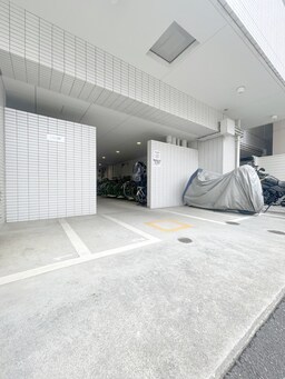 バイク置き場
