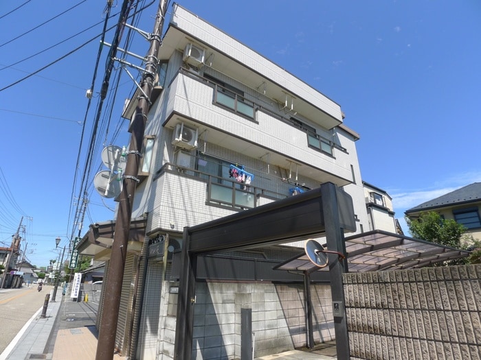 エントランス部分 フラット萩