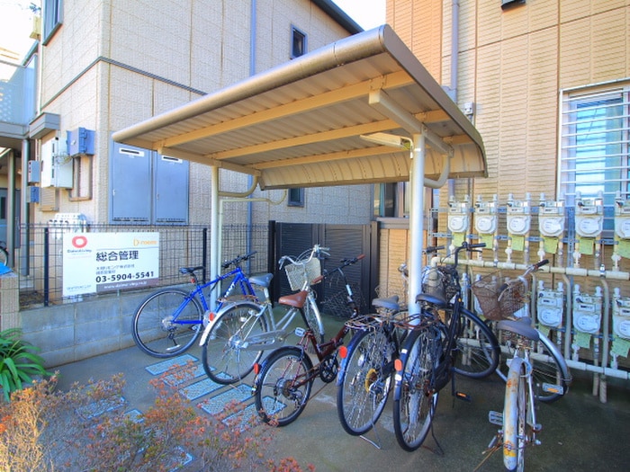 駐輪場 氷川台ヒルズ