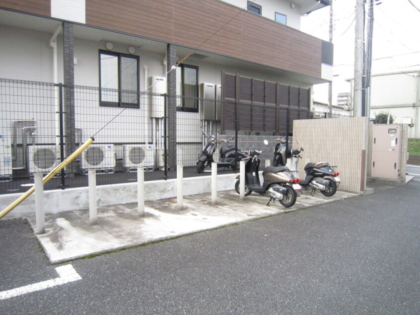 バイク置き場 アルデールマンション