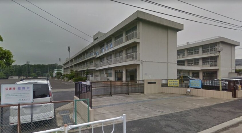 横山小学校(小学校)まで607m アルデールマンション