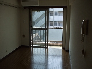 内観写真 ローヤルガーデン