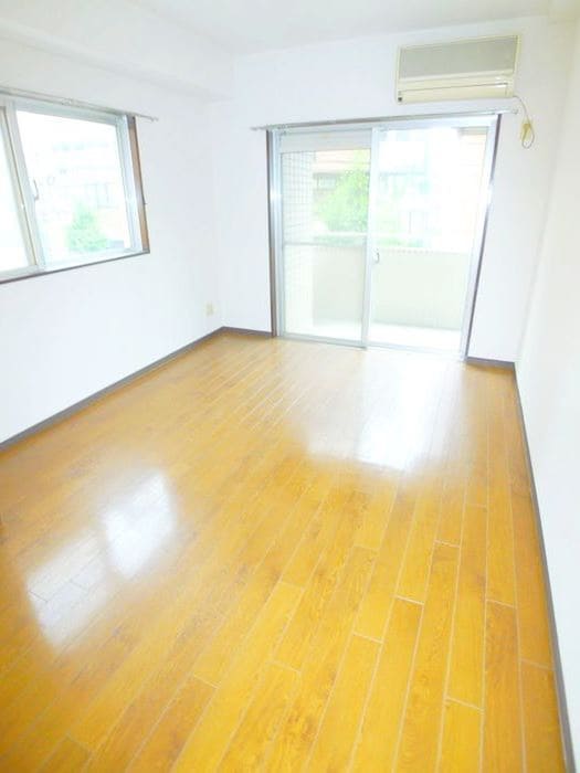 室内からの展望 西川口藤ハイツ