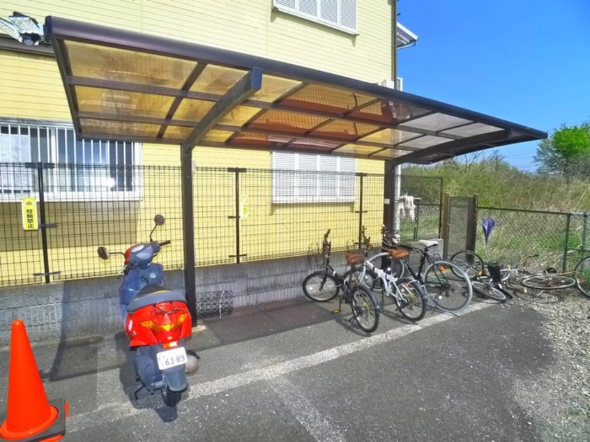 駐輪場 スカイビレッジ