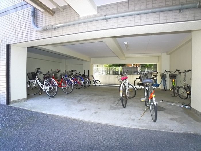 駐輪場 ユーコート浦安