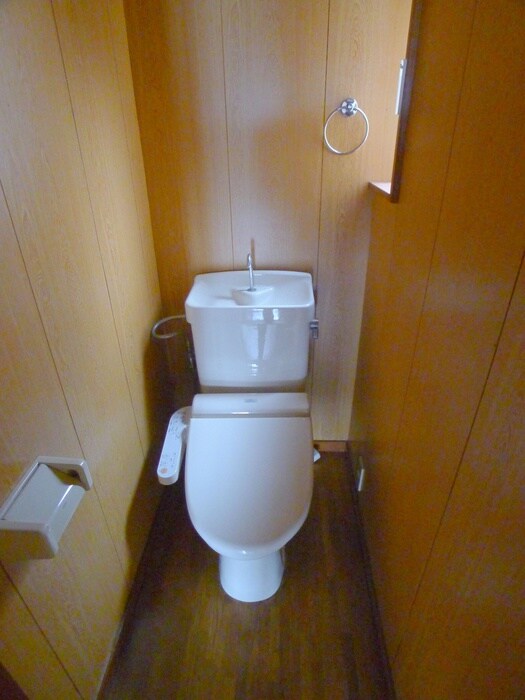 トイレ コ－ポ山本
