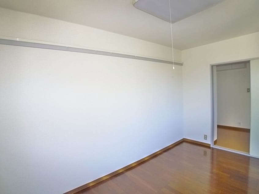 居室 ユミナハイツ