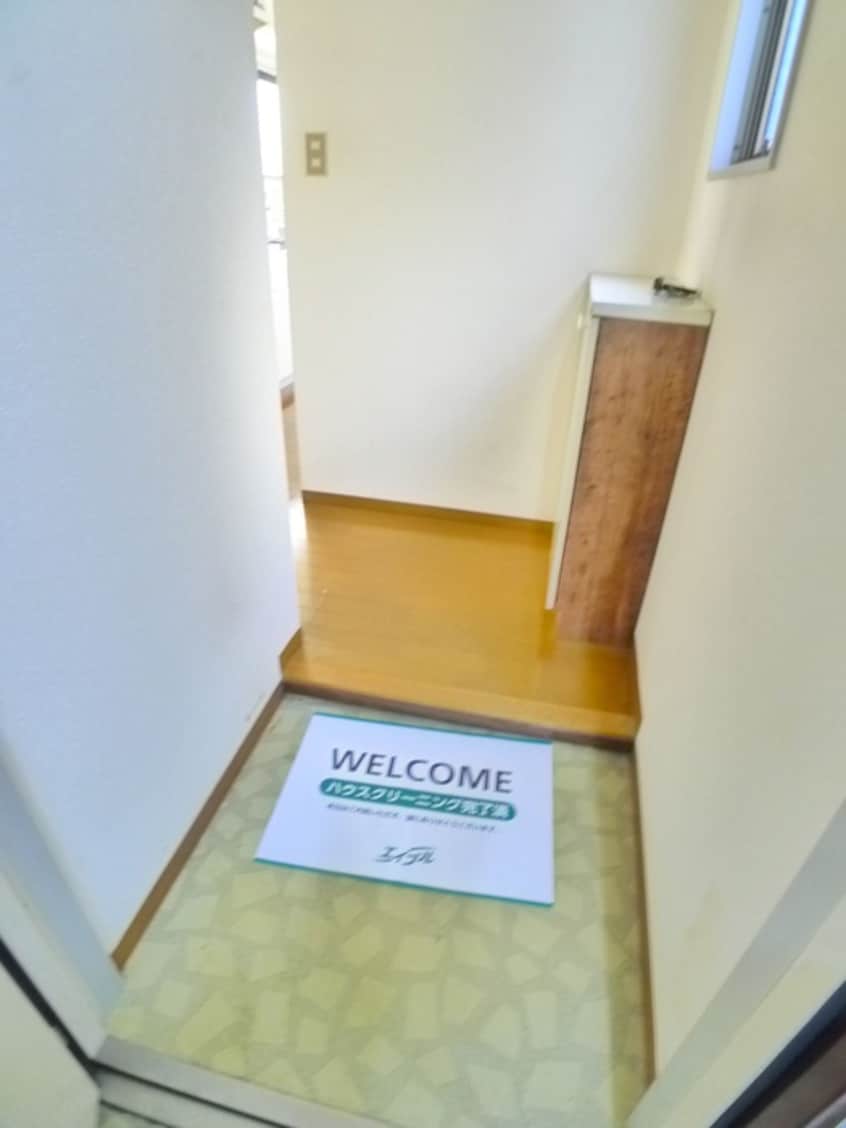 玄関 ユミナハイツ