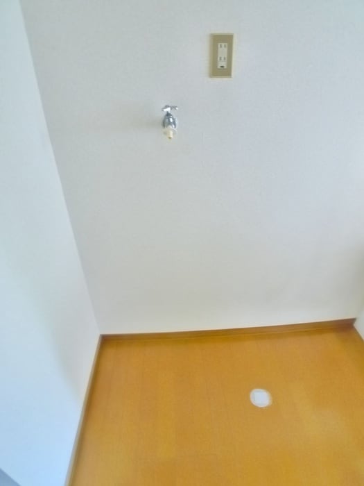 洗濯機置場 ユミナハイツ