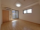 居室 トレス中田