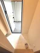 玄関 フェリナーレ