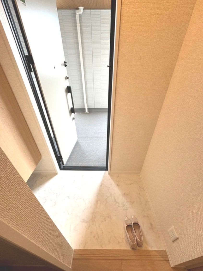 玄関 フェリナーレ