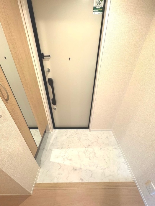 玄関 フェリナーレ