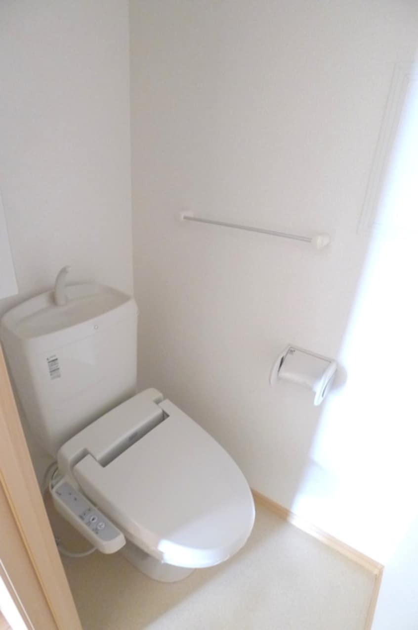 トイレ スウィート・ローズ・ハウスA