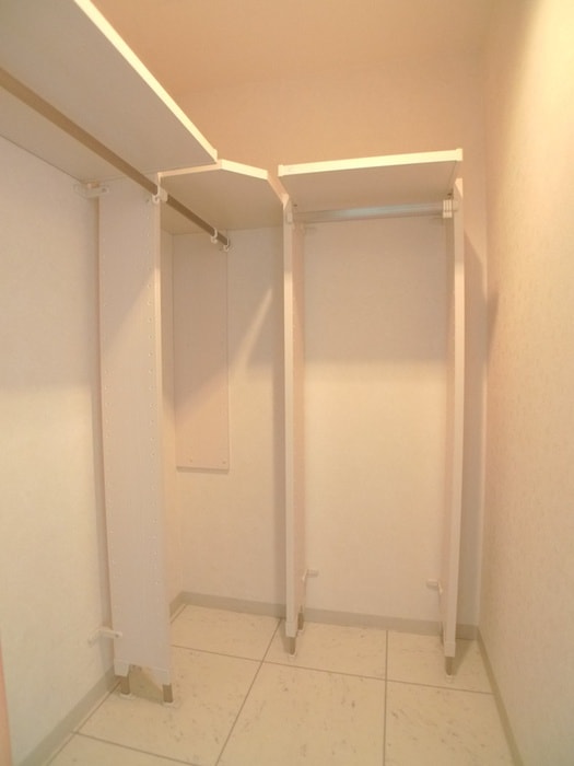 収納 ＳＥＲＥＮＤＩＰＩＴＹ