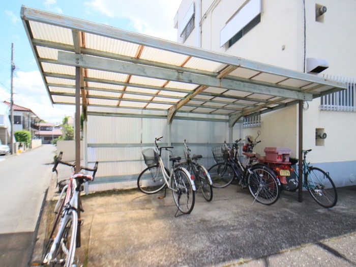 駐輪場 サンハイム新富