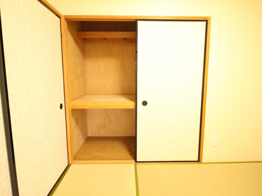 収納 リベルテ・メノユ