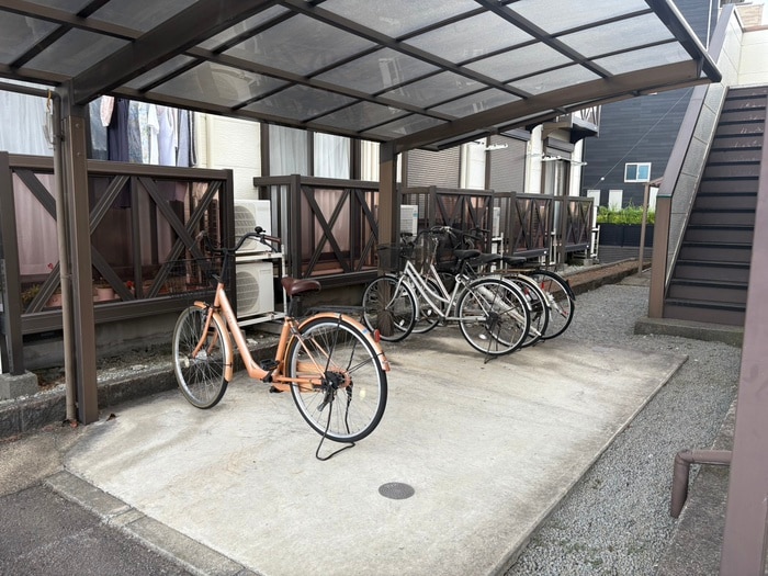 駐輪場 ベルシオン丸久Ｂ