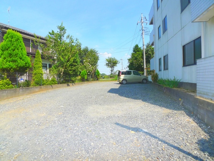 駐車場 サンライズマンション