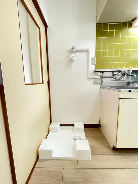 洗濯機置場 ハイツコラ－ド