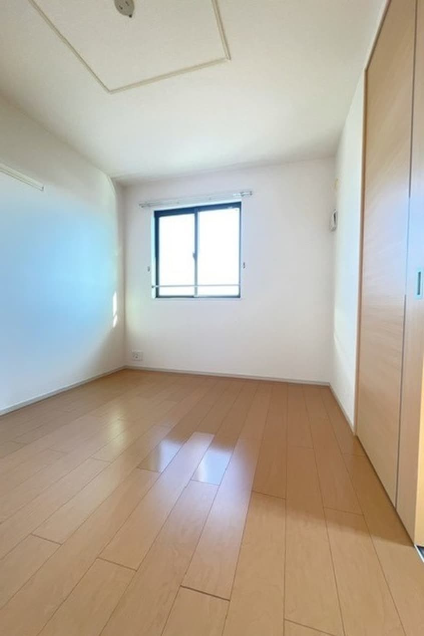 居室 Cotton　Ｒose参番館